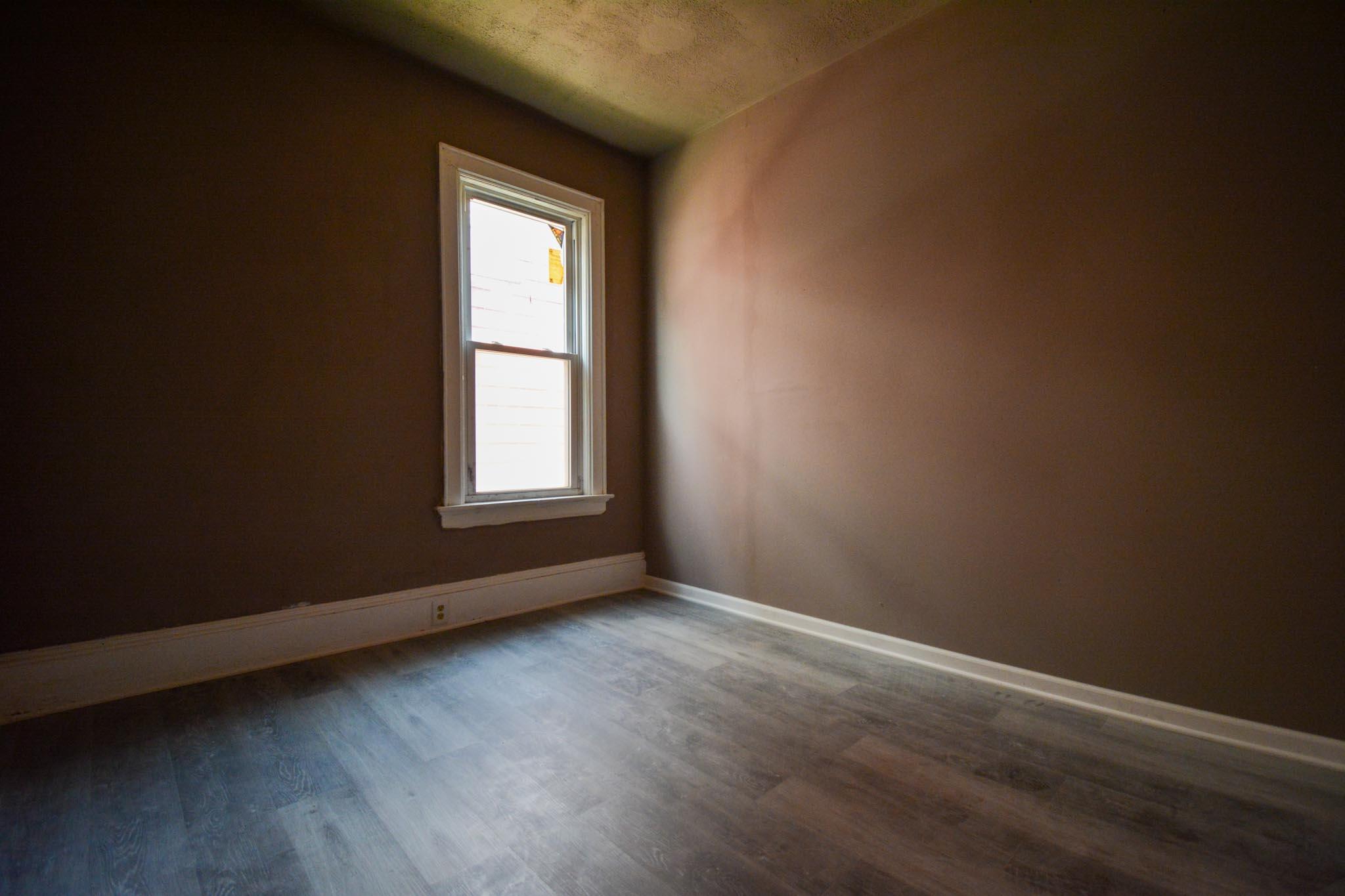 3221 North 29th Street Milwaukee, WI 53216 - Photo 21 of 23 Upper Bedroom 2 - 2