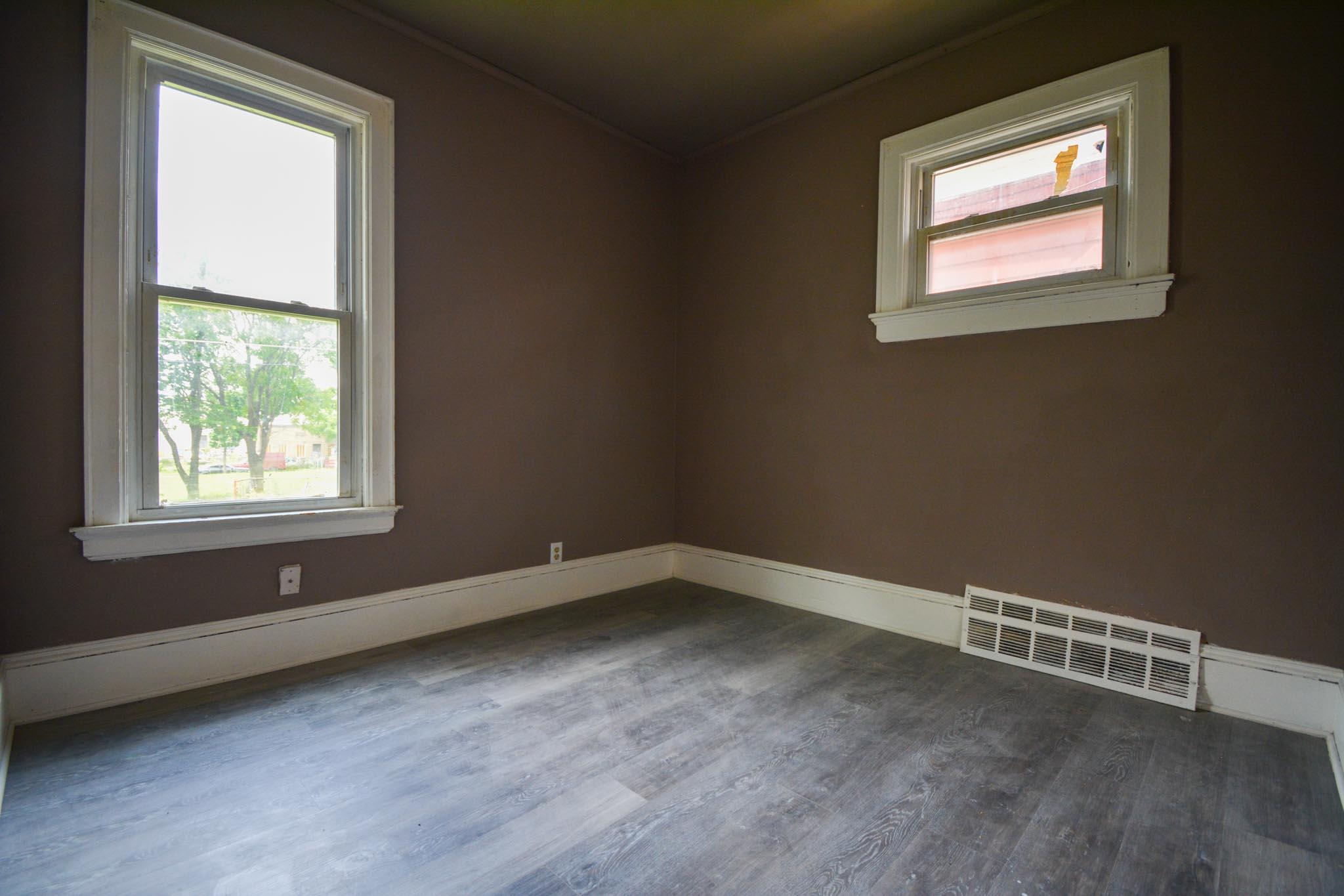 3221 North 29th Street Milwaukee, WI 53216 - Photo 9 of 23 Lower Master Bedroom