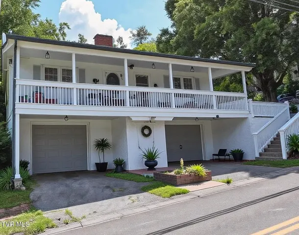 $425,000 | 203 South Cherokee Street, Jonesborough, TN 37659