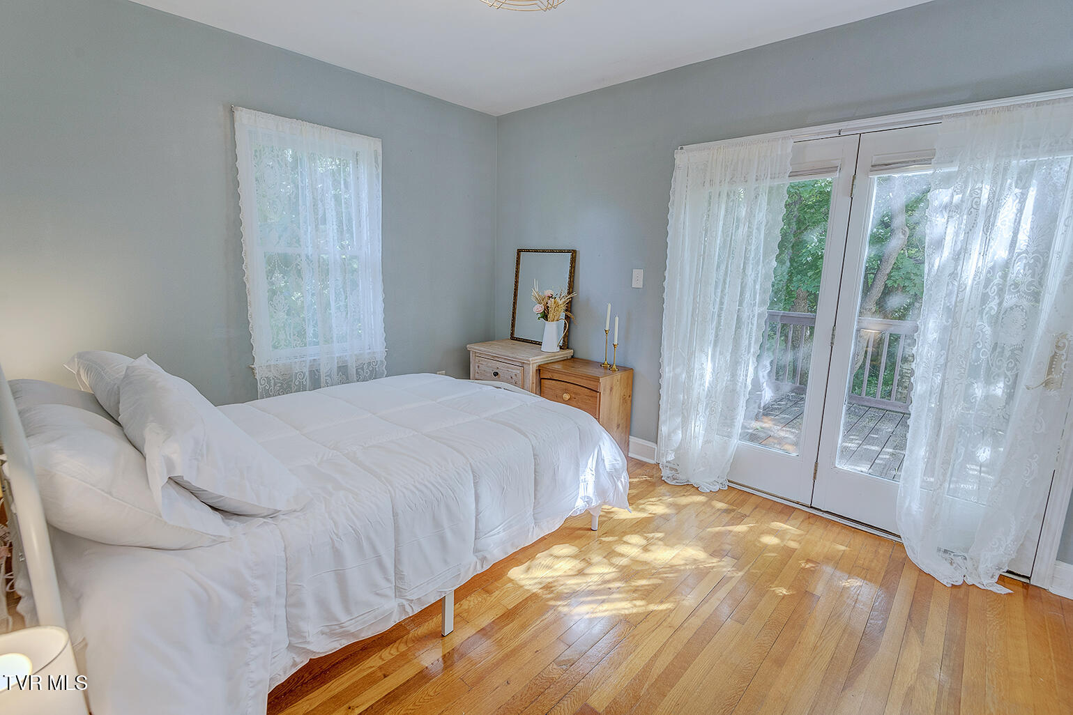 203 South Cherokee Street Jonesborough, TN 37659 - Photo 43 of 50 103-Cherokee-Jonesborough-TN-Interior_76