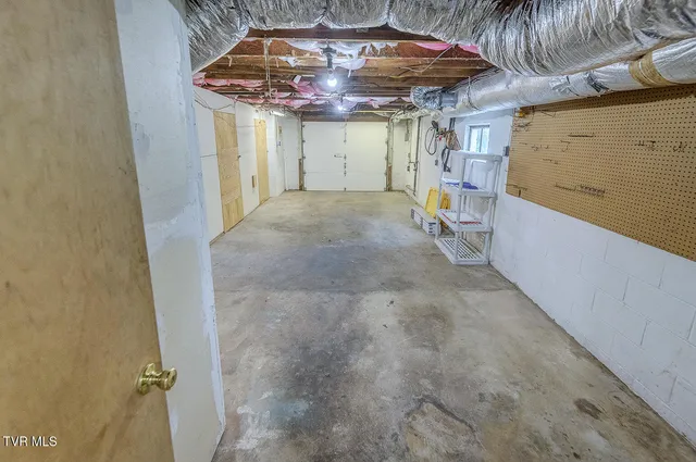 $425,000 | 203 South Cherokee Street, Jonesborough, TN 37659