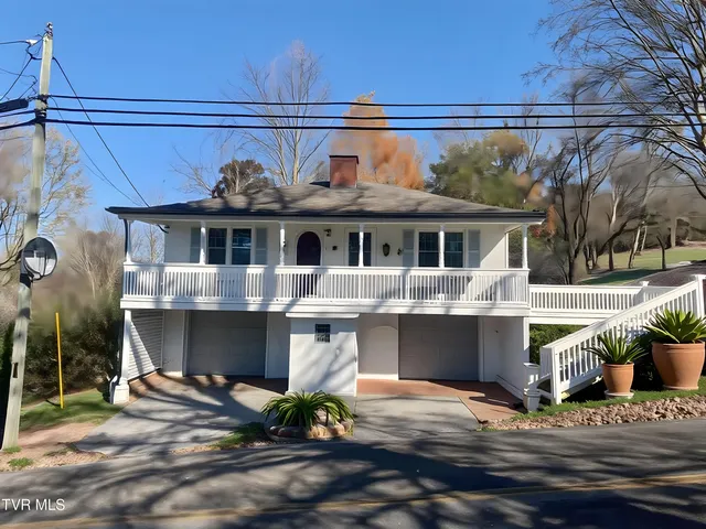 $425,000 | 203 South Cherokee Street, Jonesborough, TN 37659