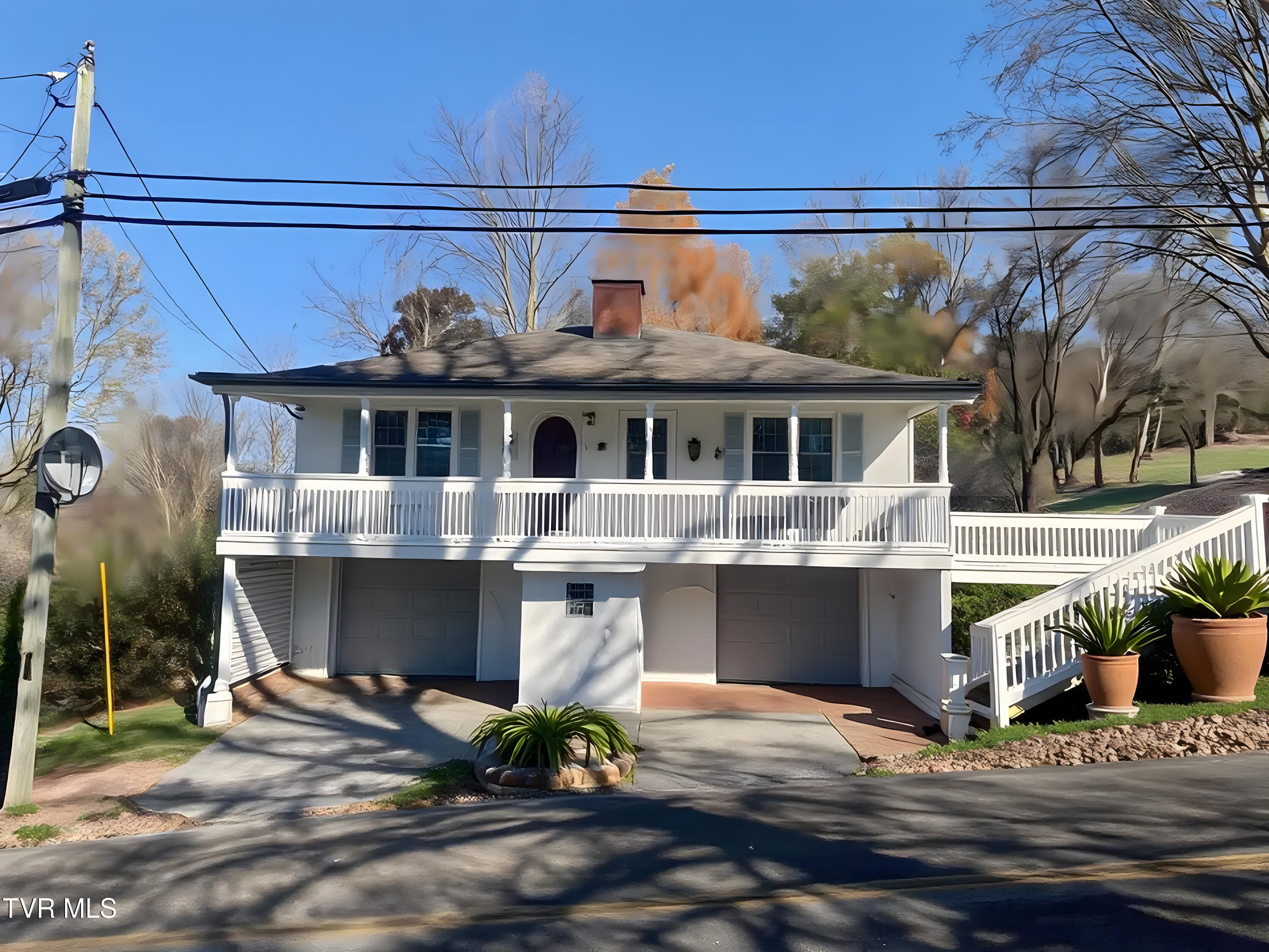 203 South Cherokee Street Jonesborough, TN 37659 - Photo 50 of 50 203 High res Staged 203 S cher