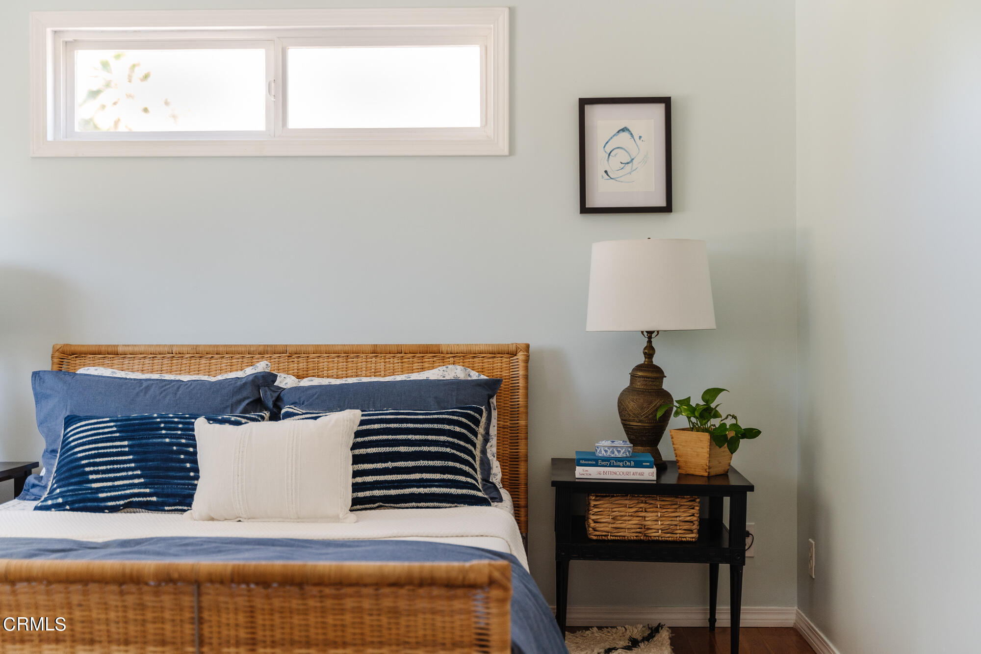 2089 Mar Vista Avenue Altadena, CA 91001 - Photo 22 of 32 a view of table and chair in room