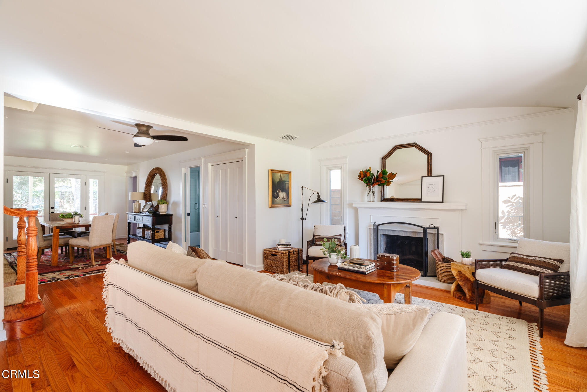 2089 Mar Vista Avenue Altadena, CA 91001 - Photo 4 of 32 a living room with furniture and a fireplace