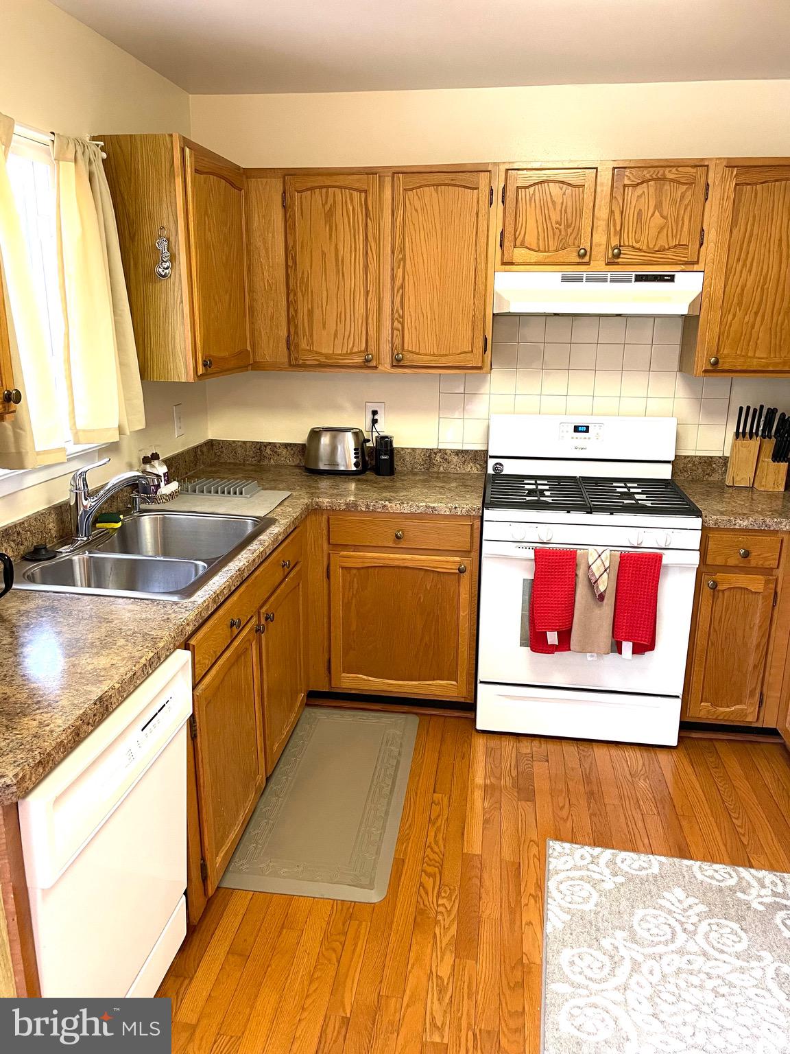 14252 Long Green Drive Silver Spring, MD 20906 - Photo 20 of 75