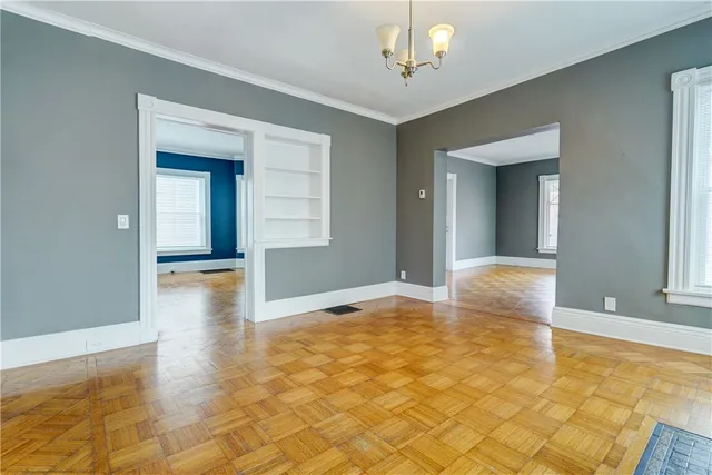 $1,350 | 745 University Avenue, Unit DOWN, Rochester, NY 14607