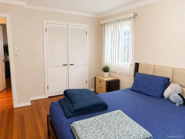 $3,900 | 49 Garden Boulevard, Hicksville, NY 11801