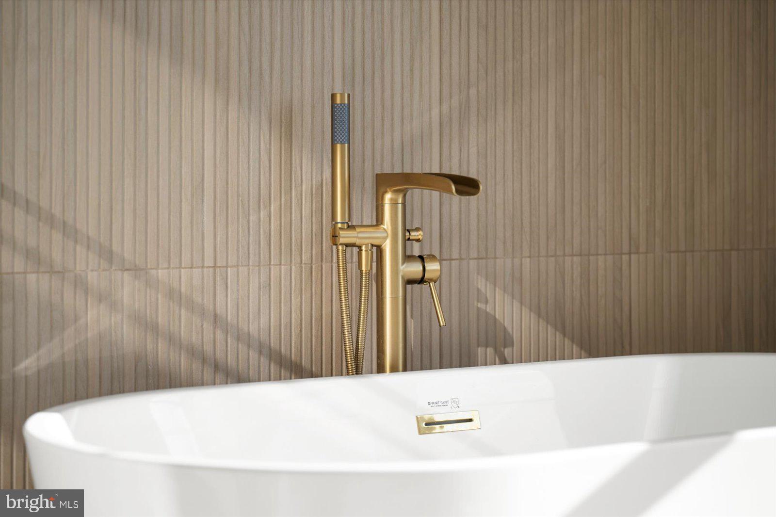 12971 Inlet Isle Lane Ocean City, MD 21842 - Photo 60 of 135 2nd Primary Bath