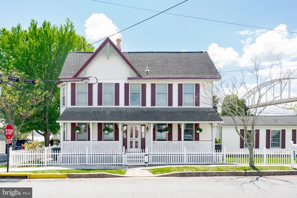 $699,999 | 246 Biddle Street, Chesapeake City, MD 21915