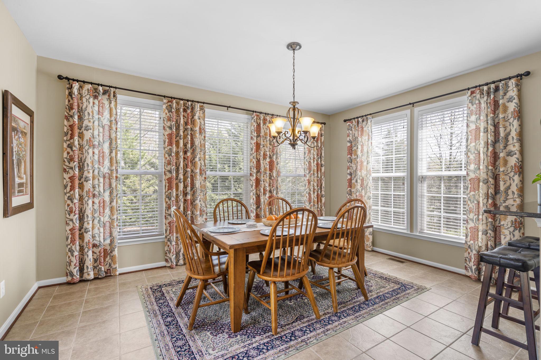 9323 Castle Hill Road Springfield, VA 22153 - Photo 24 of 95