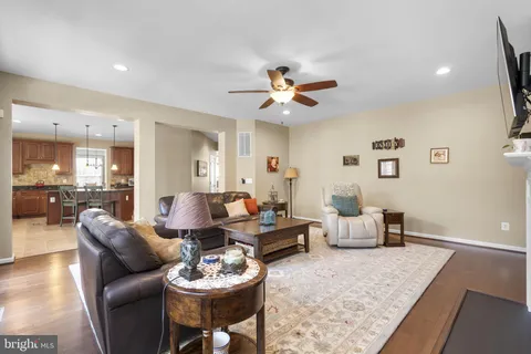 $1,679,999 | 9323 Castle Hill Road, Springfield, VA 22153