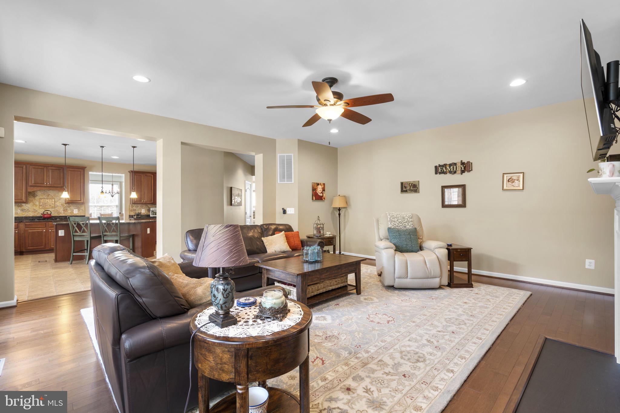 9323 Castle Hill Road Springfield, VA 22153 - Photo 30 of 95