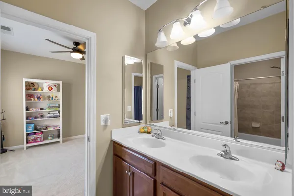 $1,679,999 | 9323 Castle Hill Road, Springfield, VA 22153