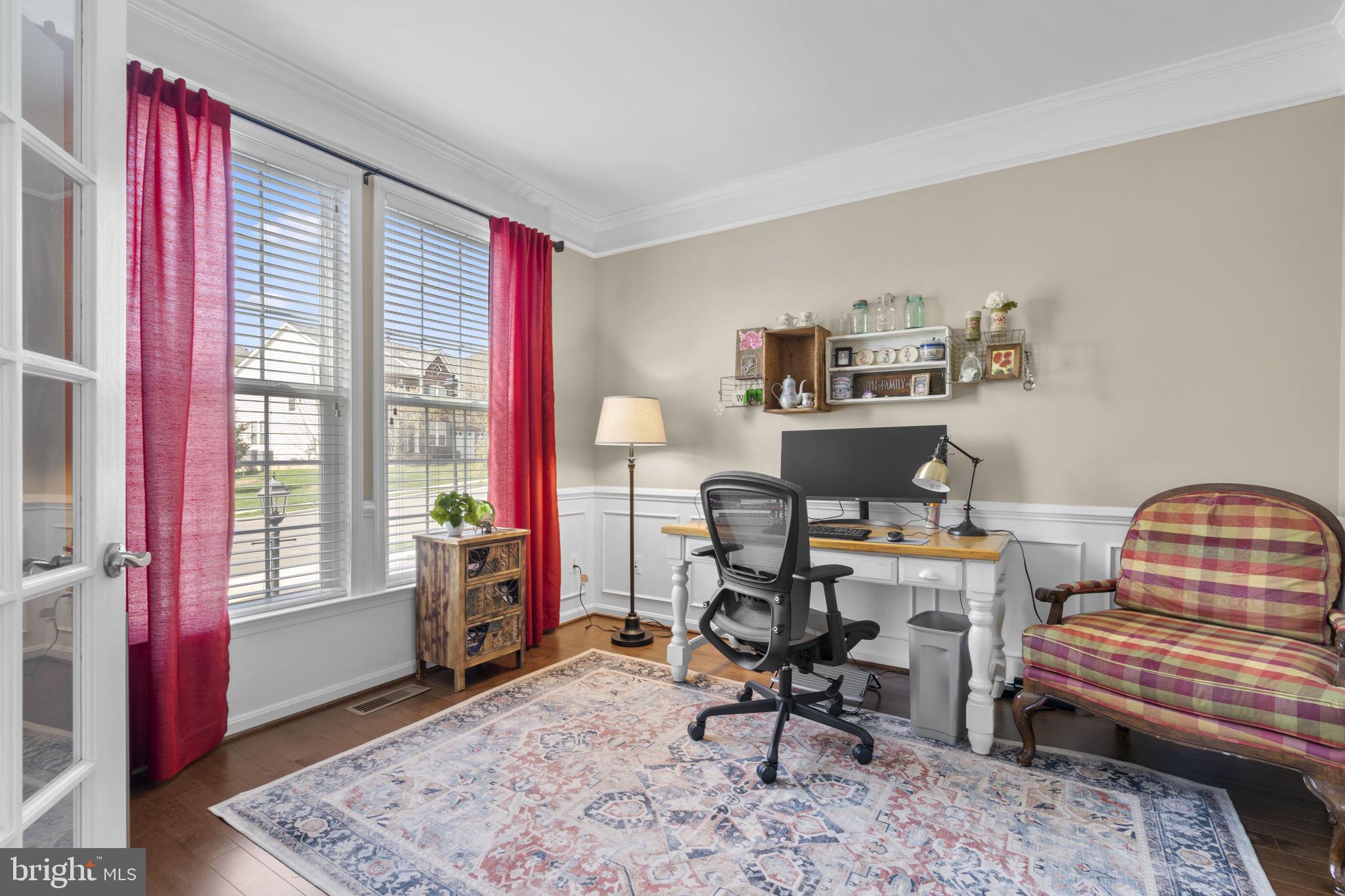 9323 Castle Hill Road Springfield, VA 22153 - Photo 6 of 95