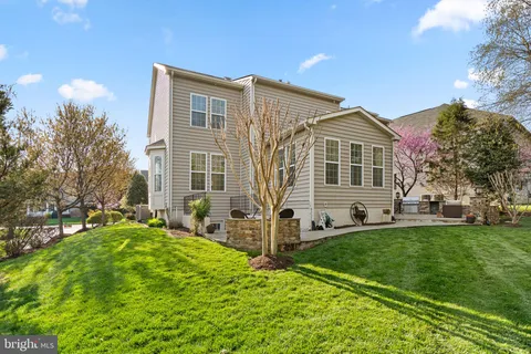 $1,679,999 | 9323 Castle Hill Road, Springfield, VA 22153