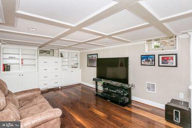 109 Tunbridge Road Baltimore, MD 21212 - Photo 28 of 39