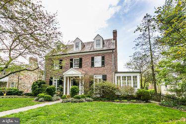 109 Tunbridge Road Baltimore, MD 21212 - Photo 4 of 39