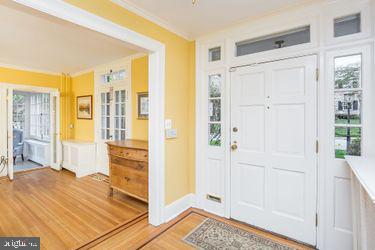 109 Tunbridge Road Baltimore, MD 21212 - Photo 5 of 39