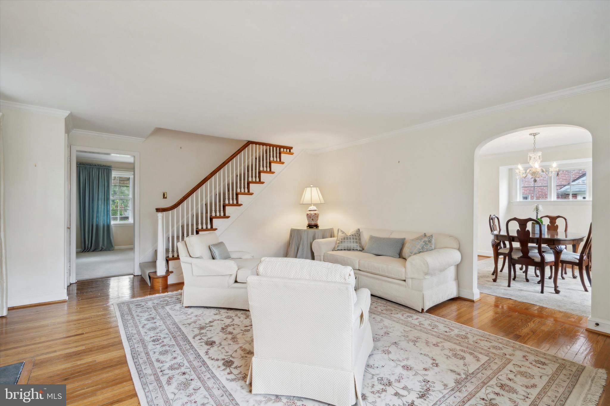 808 Dover Road Wynnewood, PA 19096 - Photo 3 of 25 Living Room