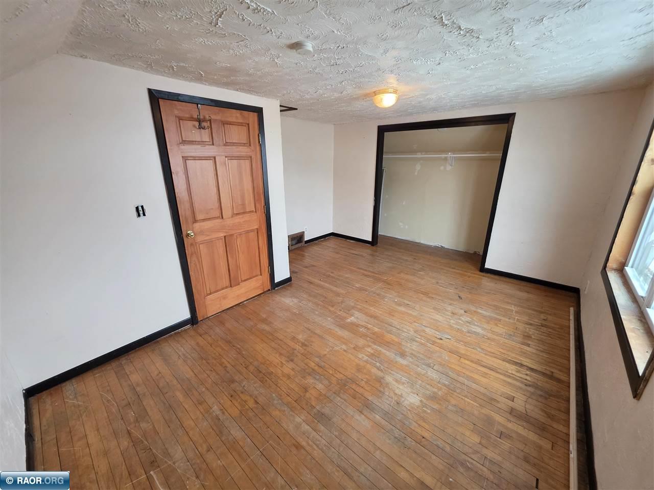 326 5th Street Southwest Chisholm, MN 55719 - Photo 15 of 22