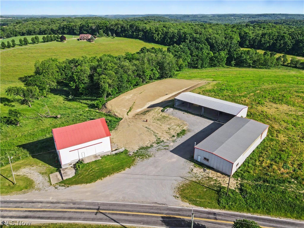 46766 Clarkson Road Rogers, OH 44455 - Photo 1 of 41