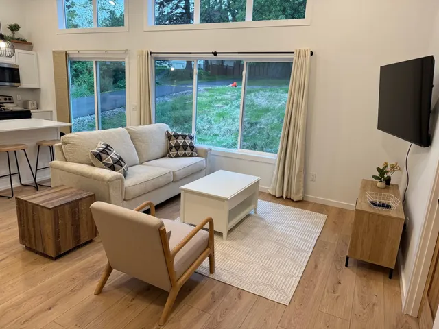 $314,900 | 14 West Linden Street, Duluth, MN 55811