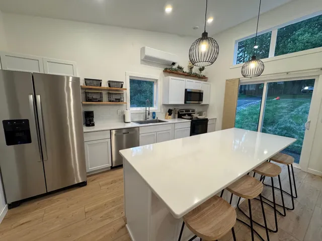 $314,900 | 14 West Linden Street, Duluth, MN 55811