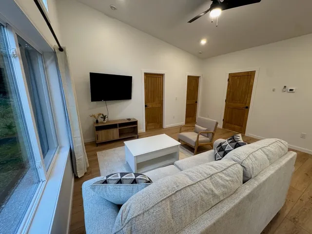 $314,900 | 14 West Linden Street, Duluth, MN 55811