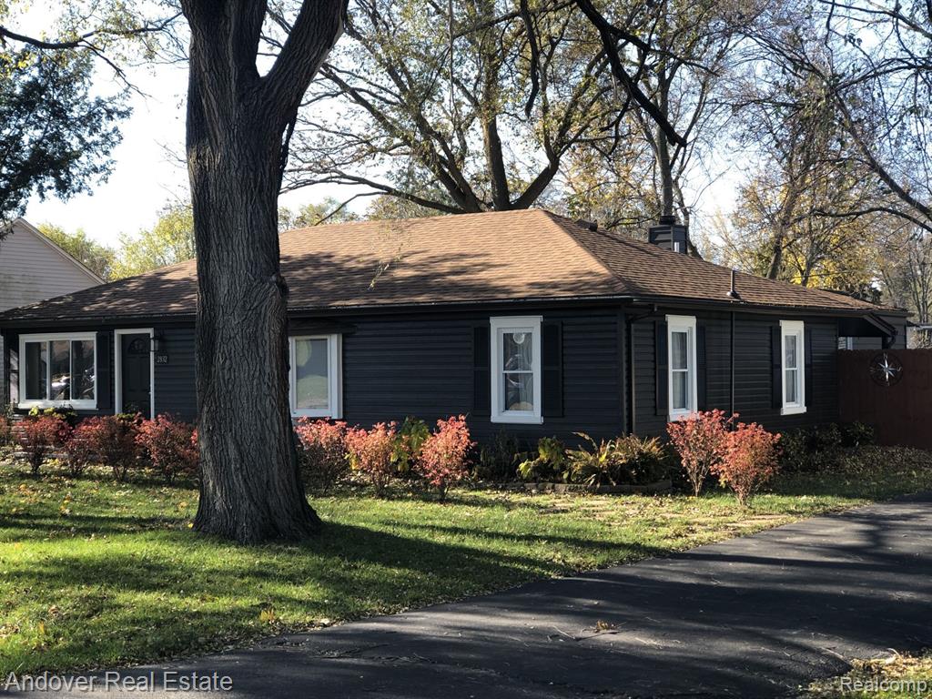 2832 Harrison Avenue Rochester Hills, MI 48307 - Photo 4 of 43