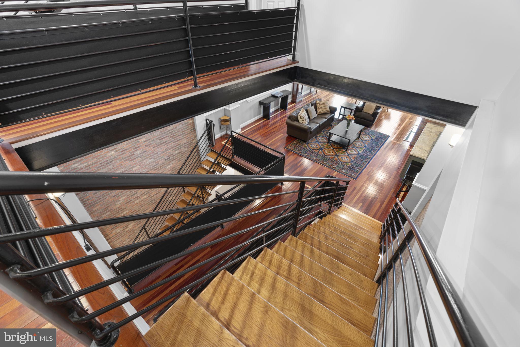 2916 Dillon Street Baltimore, MD 21224 - Photo 27 of 83 Level 3 | Landing
