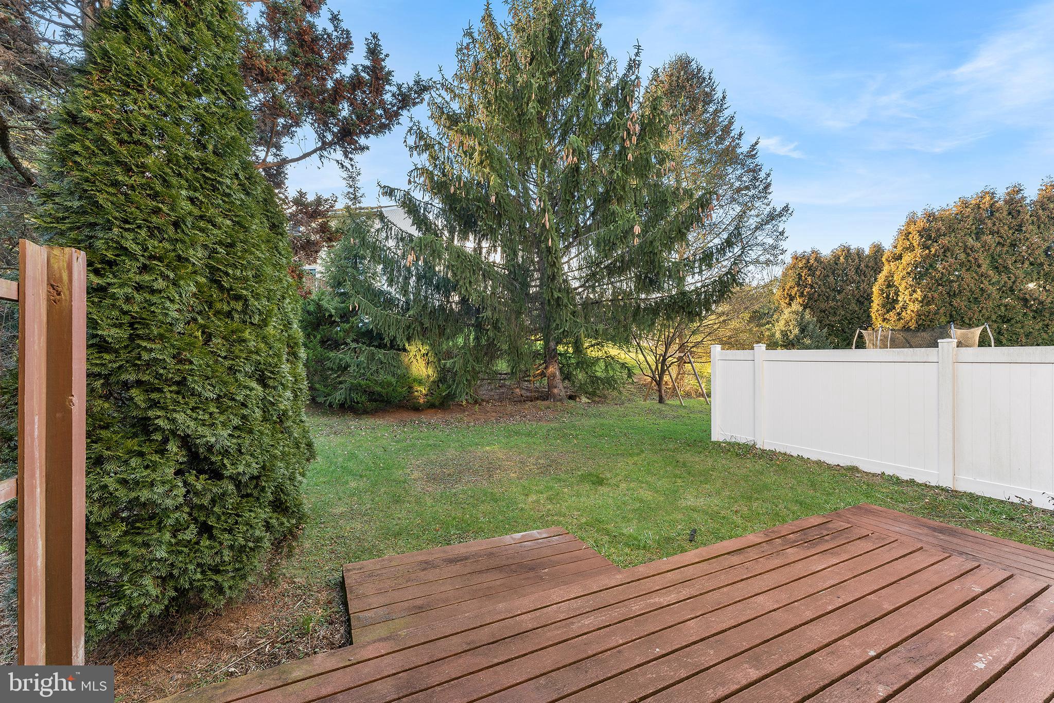 685 Briarstone Road Bethlehem, PA 18017 - Photo 3 of 24 Gallery Image 3