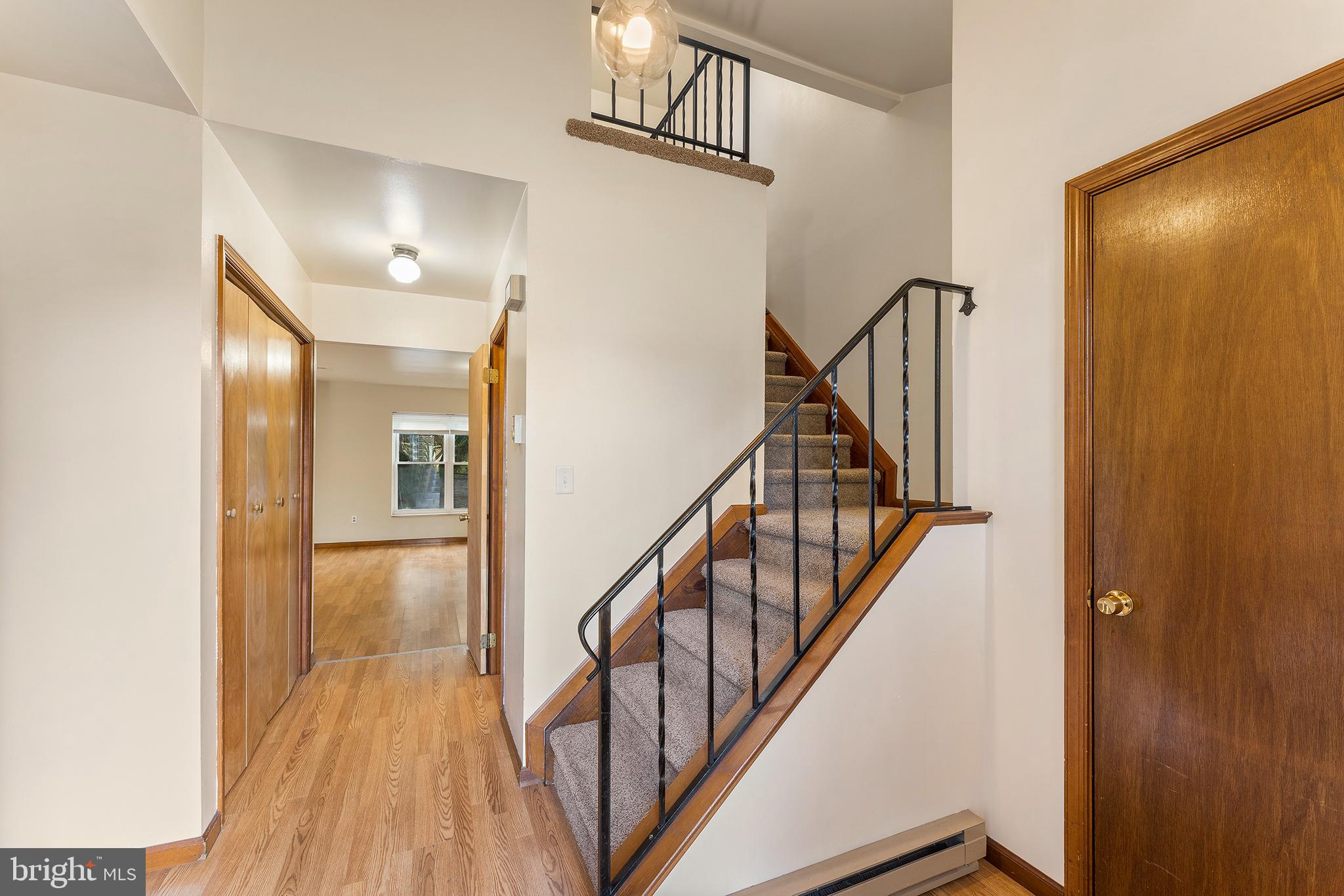 685 Briarstone Road Bethlehem, PA 18017 - Photo 5 of 24 Gallery Image 5