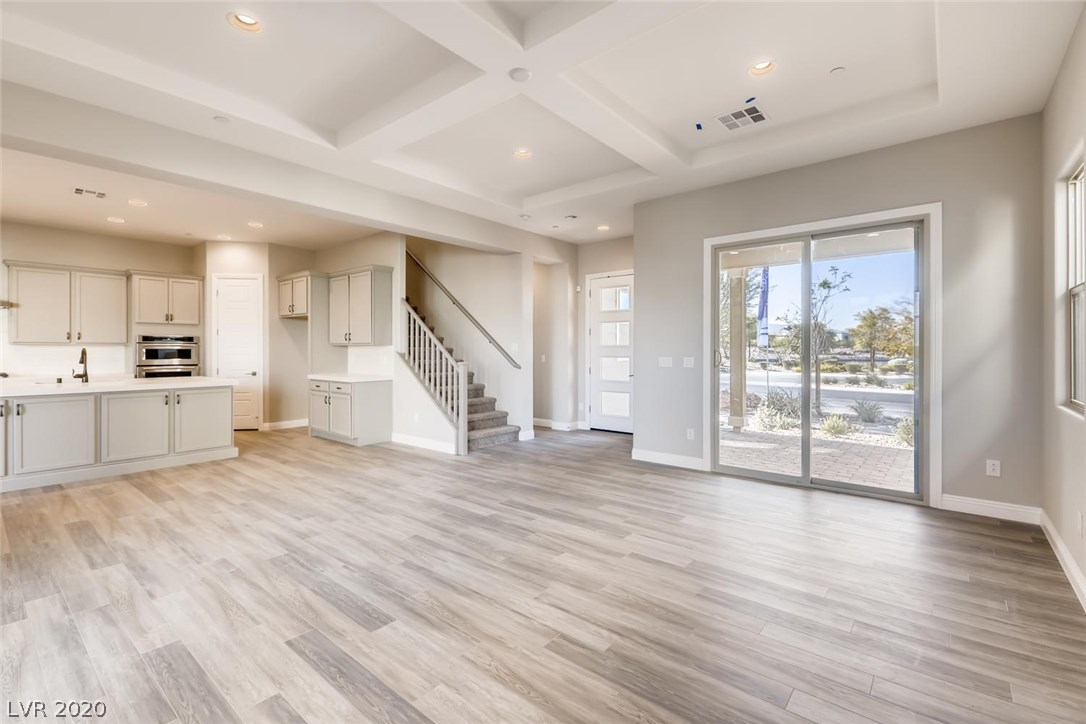 1076 East Sunset Road Henderson, NV 89011 - Photo 5 of 27 Gallery Image 5