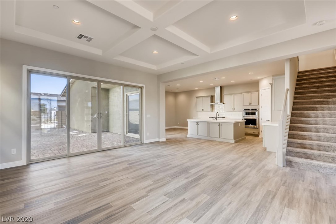 1076 East Sunset Road Henderson, NV 89011 - Photo 6 of 27 Gallery Image 6