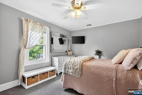 $999,000 | 158 Vreeland Avenue, Rutherford, NJ 07070