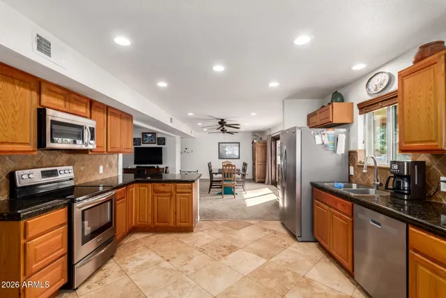 $699,900 | 164 South Sixshooter Road, Apache Junction, AZ 85119