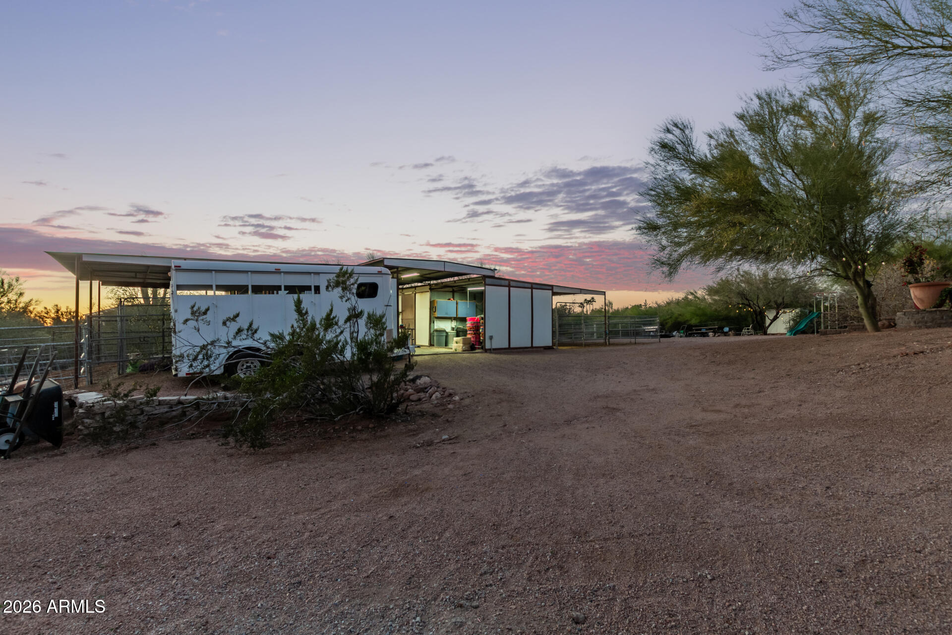 164 South Sixshooter Road Apache Junction, AZ 85119 - Photo 37 of 85 39 Six Shooter
