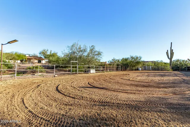 $699,900 | 164 South Sixshooter Road, Apache Junction, AZ 85119