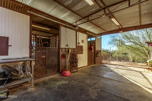 $699,900 | 164 South Sixshooter Road, Apache Junction, AZ 85119