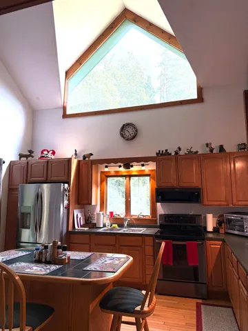 $359,900 | 113 Fay Road, Goshen, VT 05733