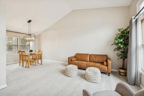 $399,000 | 329 Bristol Lane, Fox River Grove, IL 60021