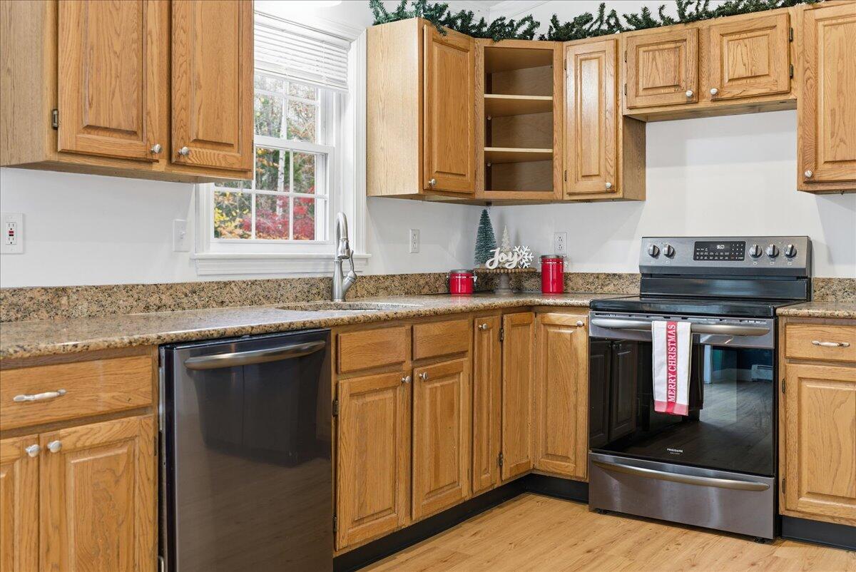 568 Plains Road Poland, ME 04274 - Photo 16 of 41 11-568 Plains Rd, Poland, ME-36