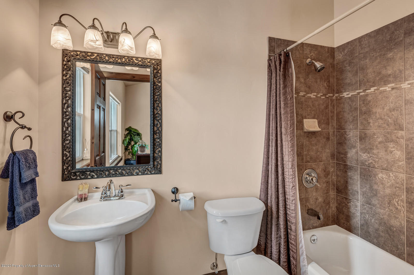 1311 West W Ridge Carbondale, CO 81623 - Photo 21 of 38 23_1311_W_Ridge_Court_Carbondale023_mls