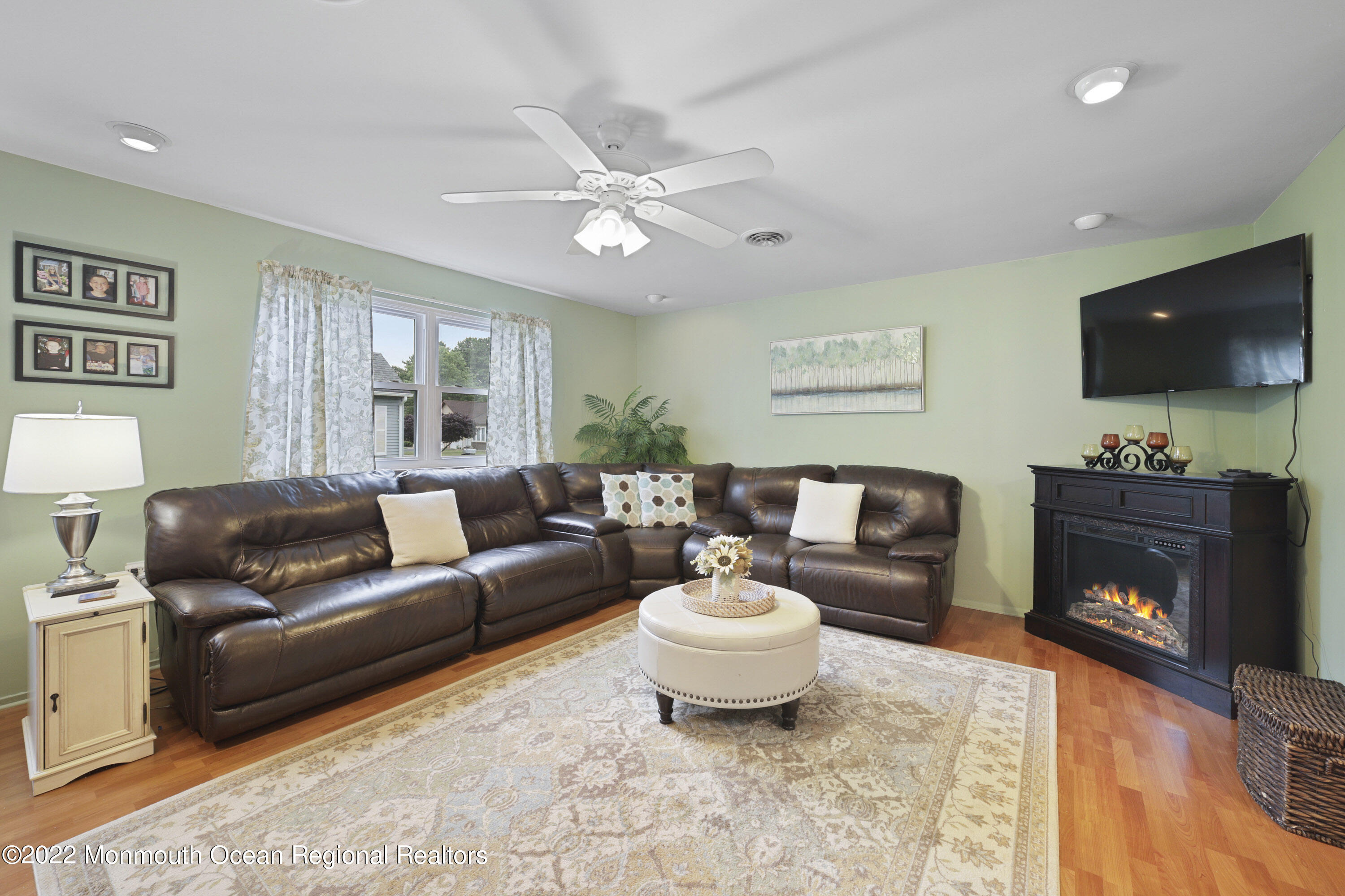 131 Sunset Road, Unit B Manchester Township, NJ 08759 - Photo 8 of 28 947A0946