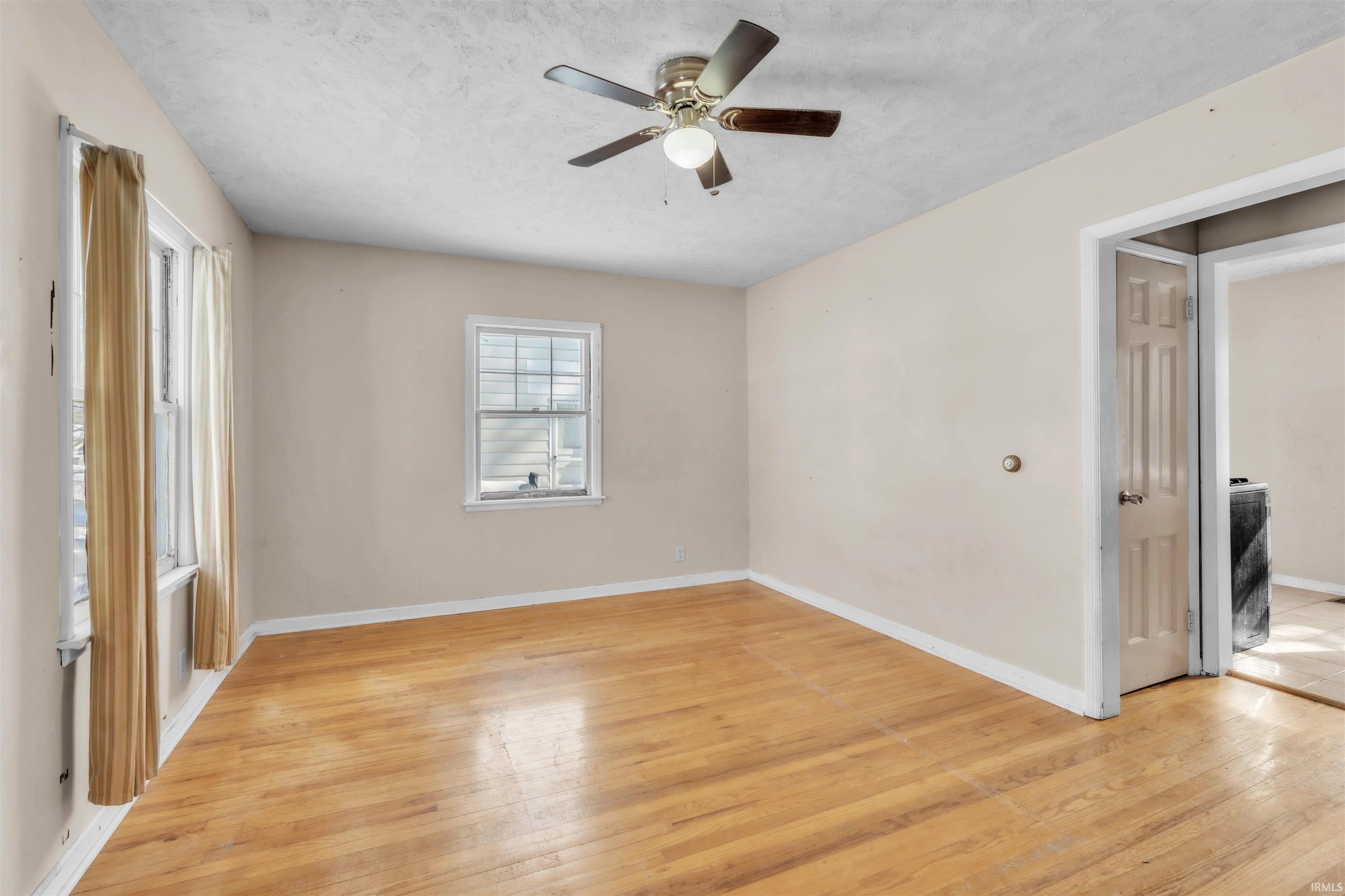 339 Stevenson Street Decatur, IN 46733 - Photo 2 of 32