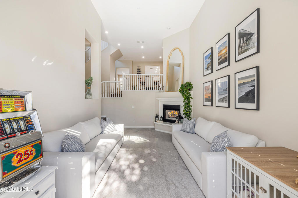 1240 Bayside Lane Oxnard, CA 93035 - Photo 13 of 51