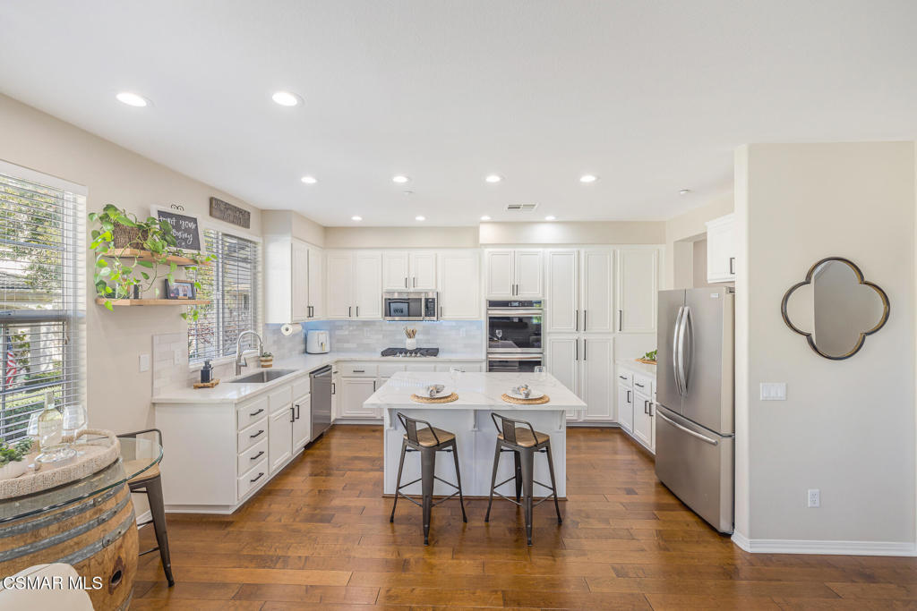 1240 Bayside Lane Oxnard, CA 93035 - Photo 18 of 51