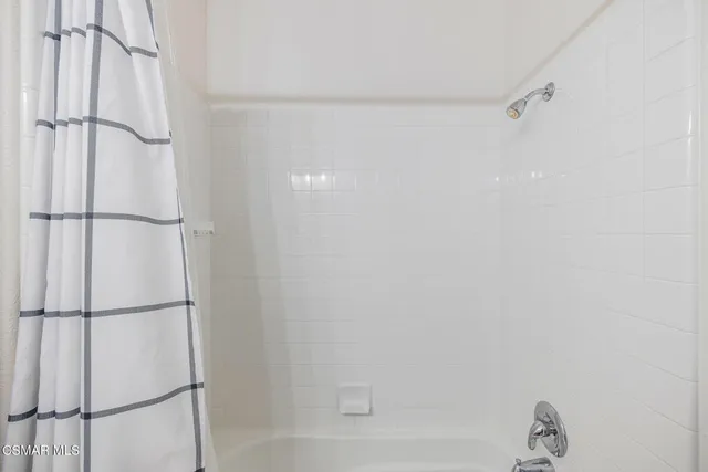 $939,000 | 1240 Bayside Lane, Oxnard, CA 93035