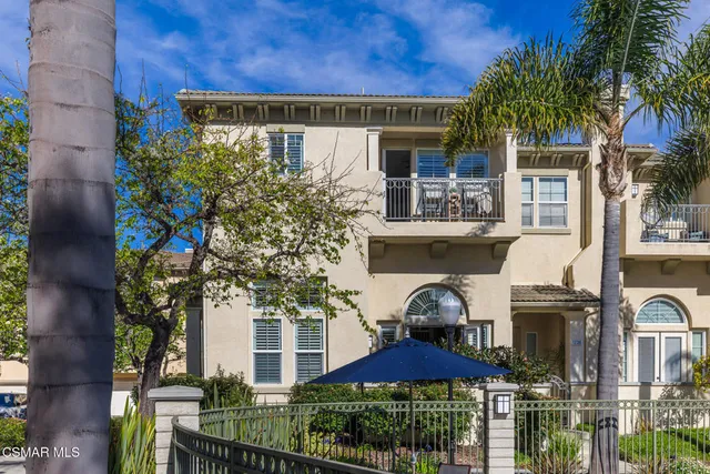 $939,000 | 1240 Bayside Lane, Oxnard, CA 93035